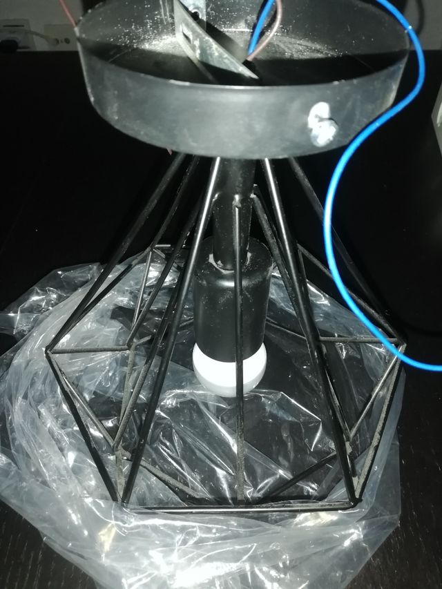 Lámpara colgante negra metal