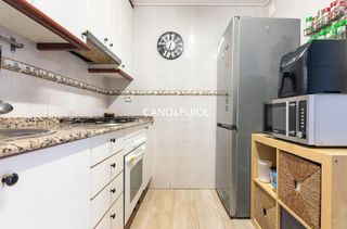 Piso en venta reformado actual, menos cocina.
