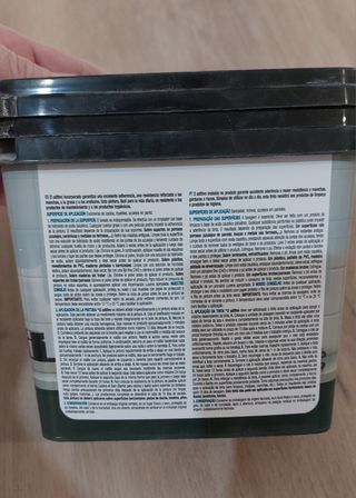 Pintura Luxens Baño Cocina 0,75L