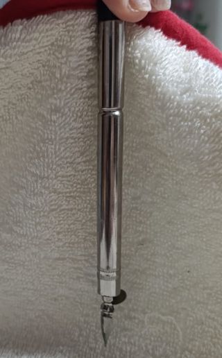 Pluma estilográfica antigua