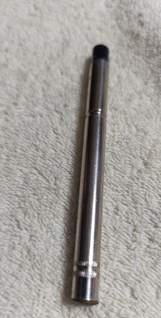 Pluma estilográfica antigua