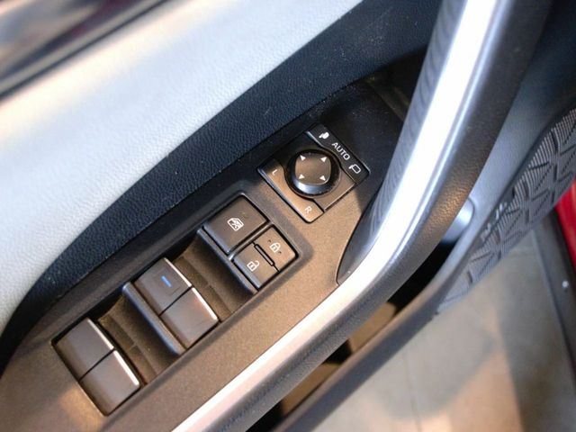Toyota Rav4 2.5l 220H Luxury