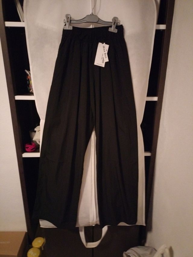 Pantalón negro pata ancha talla 36