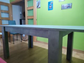 URGE VENTA. Precio negociable.
Mesa extensible gri