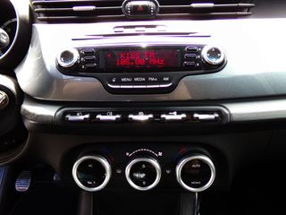 Alfa Romeo Giulietta 2.0 JTDM 140 Distinctive