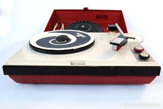 Tocadiscos Cosmo 650 portátil