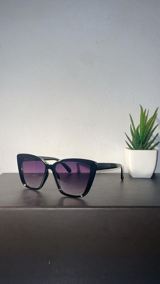 Gafas de sol negras