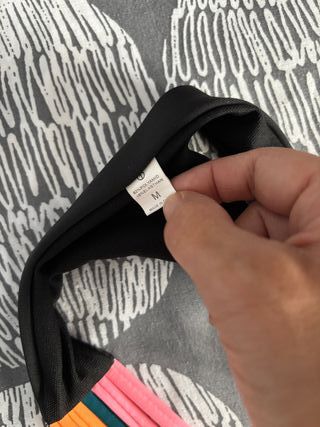 Tanga baño negra multicolor M - nueva