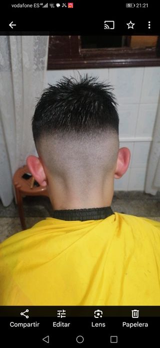 Busco trabajo peluquero