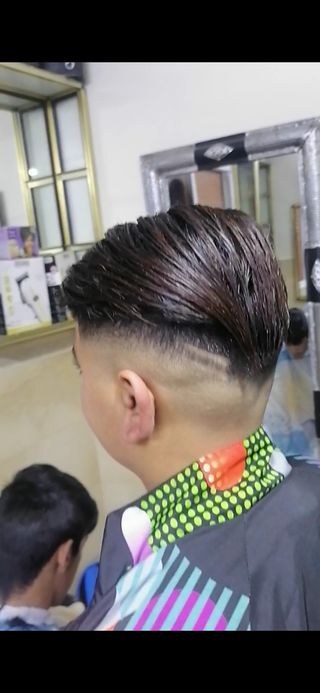 Busco trabajo peluquero