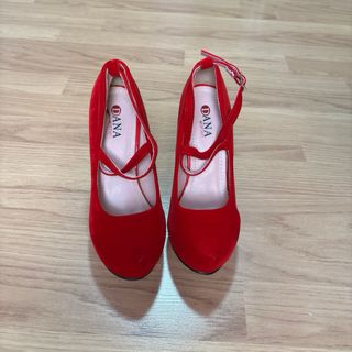 Tacones rojos mujer