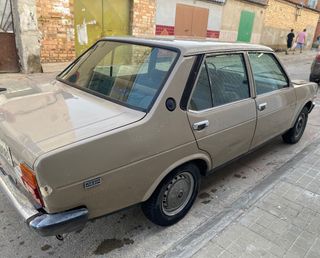 SEAT 131 1975