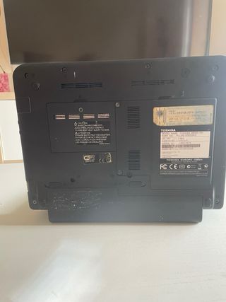 PORTATIL TOSHIBA