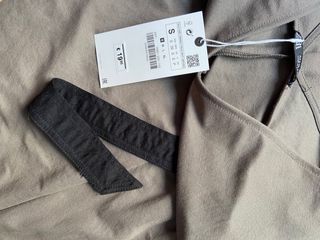 Vestido Zara cinturon y bolsillos