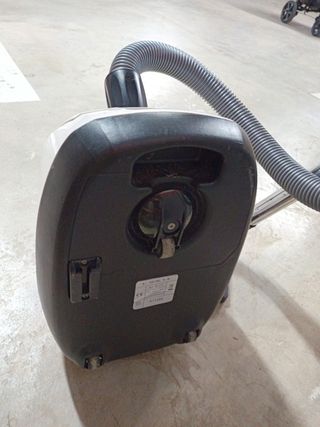 Aspiradora Solac Springtec - 1800W