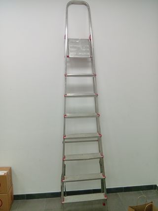 Escalera aluminio 7 peldaños