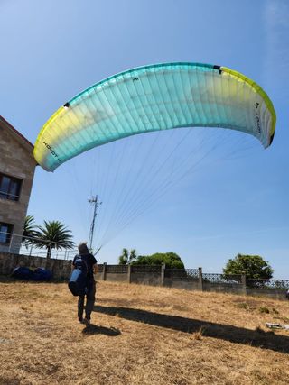 Parapente 10hdeuso iniciación 75-95kg másnmiperfil