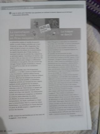 Libro de francés,  nivel b2.