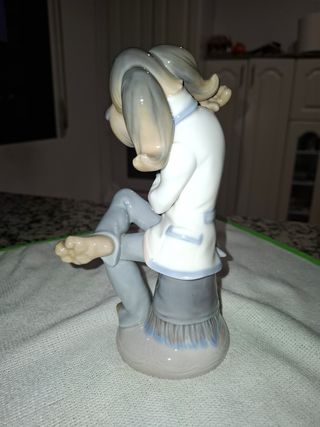 Figura Lladró perro cantante