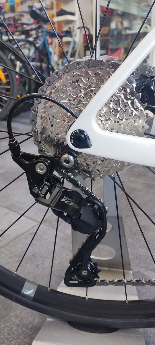 Bicicleta COLUER INVICTA disc 5.4