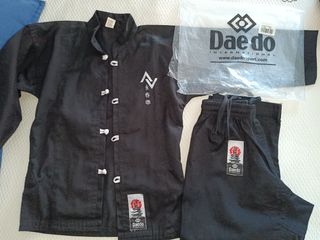 2 Trajes Wing Chun (kung fu) Daedo 