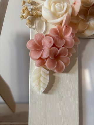 Cornice fiori cera profumata