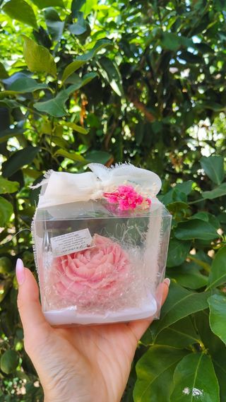 Candela Rosa Artigianale in cera vegetale profumat