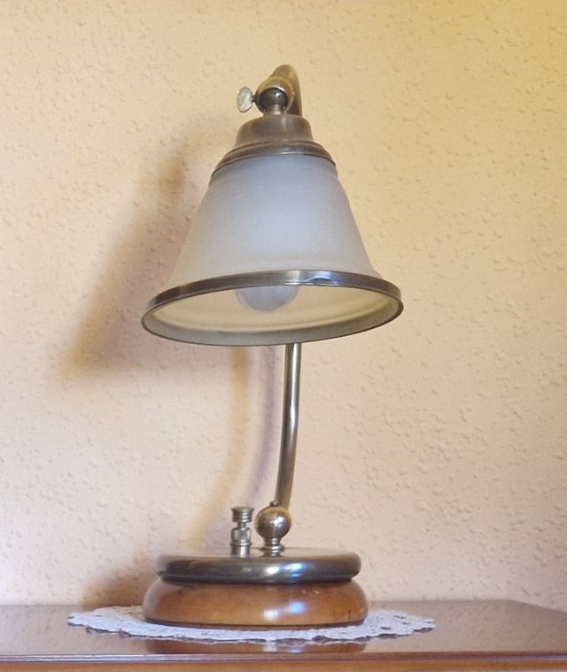 Lámpara techo 5 luces dorada + 2 apliques a juego