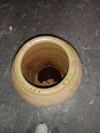 Tinaja barro antigua