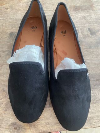 Mocasines H&M mujer negros, talla 38