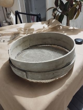 Setaccio antico in legno e metallo