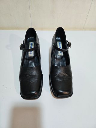 Zapatos negros piel - tacón