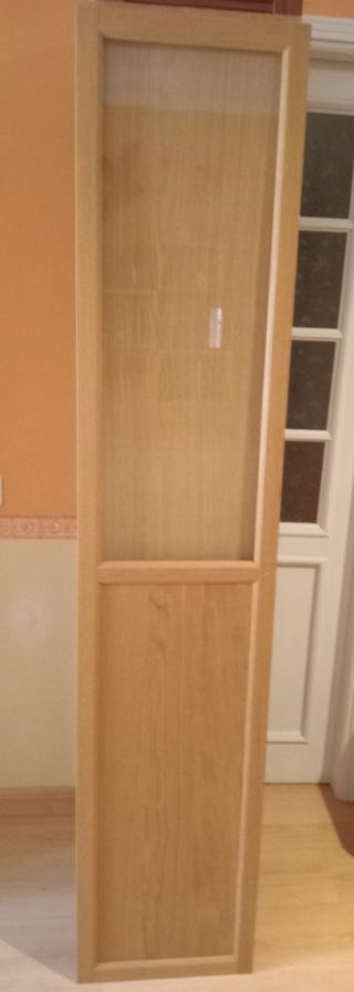 Vitrina-columna salón baño