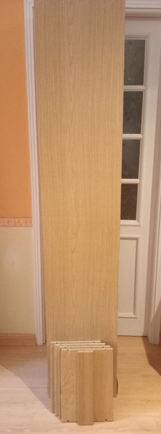 Vitrina-columna salón baño