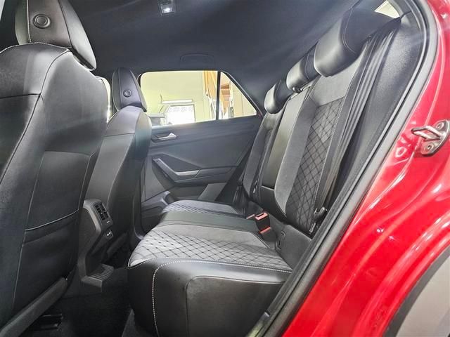Volkswagen T-Roc R-Line 1.5 TSI 110 kW (150 CV) DSG