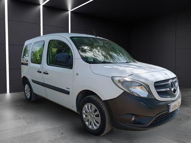 Mercedes-Benz Citan Combi 109 CDI Crew Largo 66 kW (90 CV)