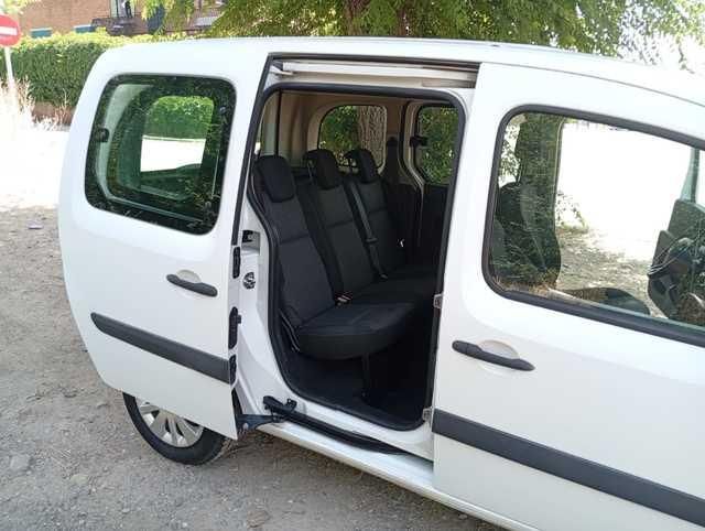 Mercedes-Benz Citan Combi 109 CDI Crew Largo 66 kW (90 CV)