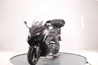 YAMAHA T-MAX 560 TECH 2024