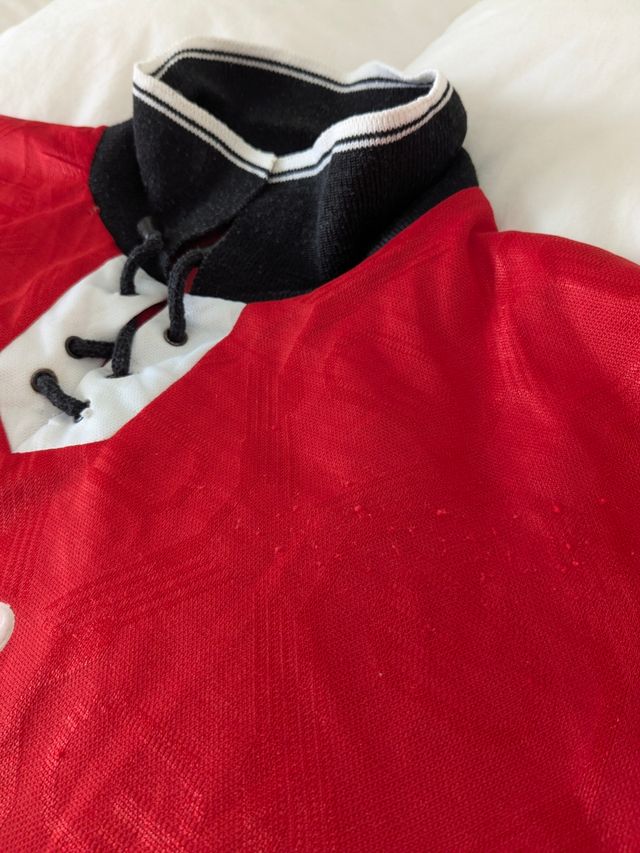 Camiseta Manchester United 90s.No original.Replica