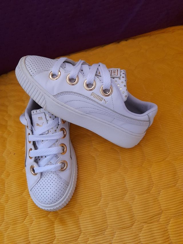 Zapatillas Puma blancas y doradas 38