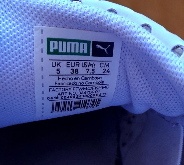 Zapatillas Puma blancas y doradas 38