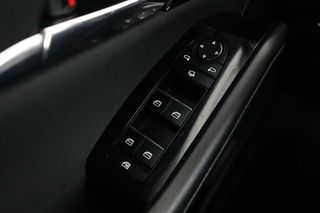Mazda CX-30 2.0 Skyactiv-X Mild-Hybrid Zenith 2WD