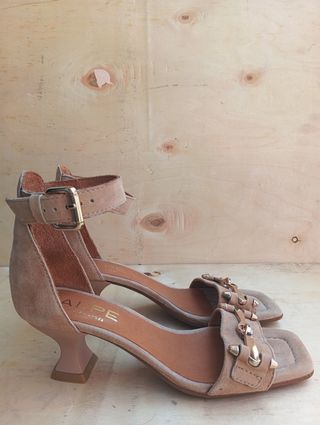 Sandalias Alpe ante beige