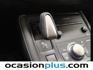 Lexus CT 200h Business 100 kW (136 CV)