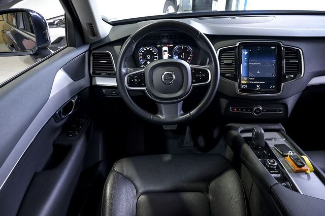 Volvo XC90   2.0 B5 D AWD Momentum Pro Auto 