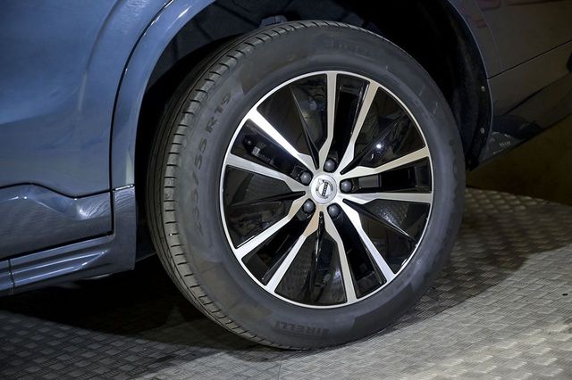 Volvo XC90   2.0 B5 D AWD Momentum Pro Auto 