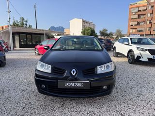 RENAULT Mégane Coupe-cabrio Dynamique 1.9dCi