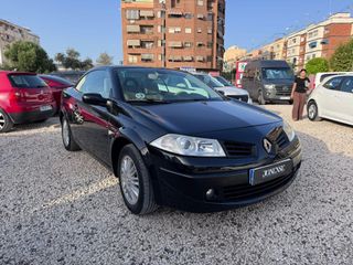 RENAULT Mégane Coupe-cabrio Dynamique 1.9dCi