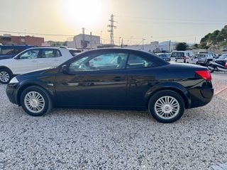 RENAULT Mégane Coupe-cabrio Dynamique 1.9dCi