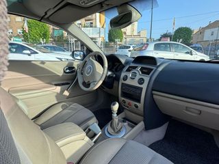 RENAULT Mégane Coupe-cabrio Dynamique 1.9dCi